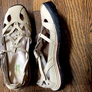 Jambu Tan Leather Sandals